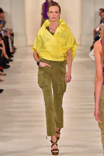 Look 2